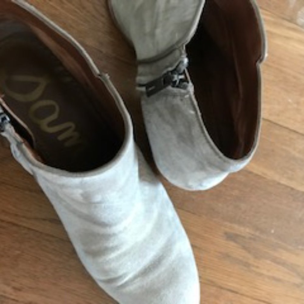 Sam Edlemen Booties - Picture 2 of 4